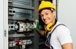 Elektrotechnikermeister(in) für Systemelektroniker
