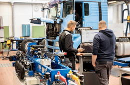 Kraftfahrzeugtechniker-Meister, Schwerpunkt Nutzfahrzeuge Teile 1- 4