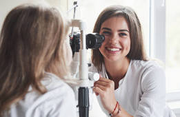 Aufstiegsfortbildung zum/zur Augenoptikmeister:in
