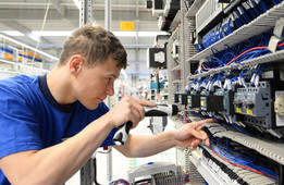 Elektrotechnikermeister(in)