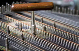 Meistervorbereitung im Zupfinstrumentenmachermeister(in) -Handwerk Teil I und II in der Handwerkskammer Chemnitz (Schulungsort Markneukirchen)
